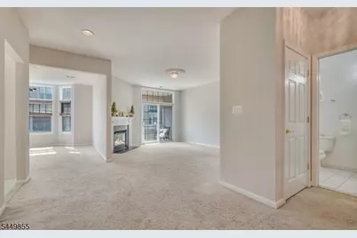 408 Kensington Ln, Livingston Twp., NJ 07039 - Photo 16
