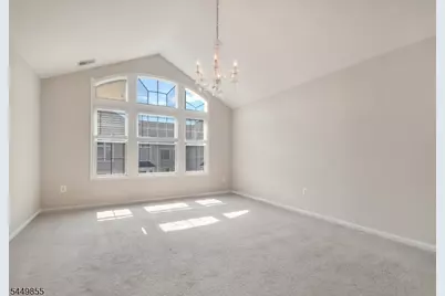 408 Kensington Ln, Livingston Twp., NJ 07039 - Photo 6
