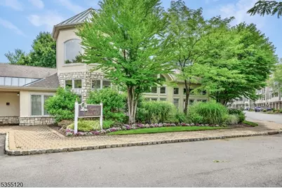 408 Kensington Ln, Livingston Twp., NJ 07039 - Photo 36