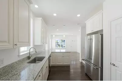 197 Iva St, Rahway, NJ 07065 - Photo 8
