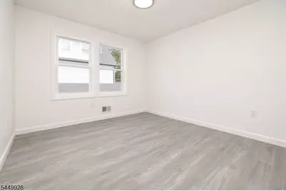 131 Lindsley Pl, East Orange, NJ 07018 - Photo 14