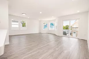 131 Lindsley Pl, East Orange, NJ 07018 - Photo 8