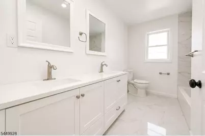 131 Lindsley Pl, East Orange, NJ 07018 - Photo 18