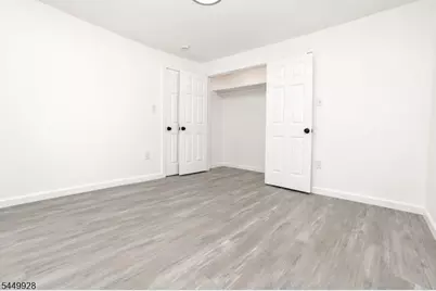 131 Lindsley Pl, East Orange, NJ 07018 - Photo 12