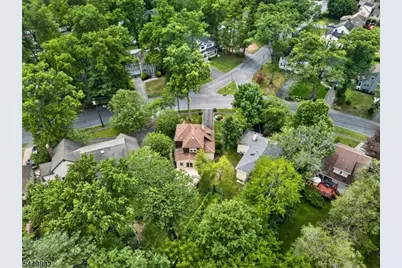 21 Crossbrook Rd, Livingston, NJ 07039 - Photo 46