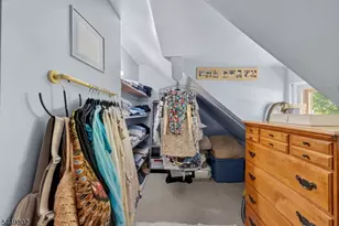 21 Crossbrook Rd, Livingston, NJ 07039 - Photo 26