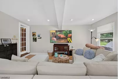 21 Crossbrook Rd, Livingston, NJ 07039 - Photo 16