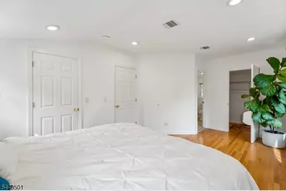 20 Lombardy Pl, Maplewood, NJ 07040 - Photo 14