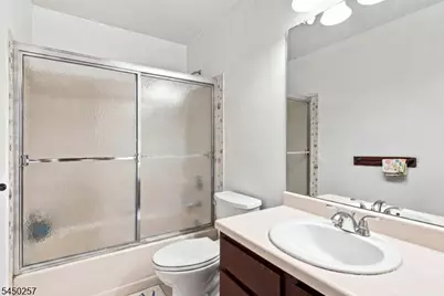 36 Byrnes Ln, Sayreville, NJ 08872 - Photo 10