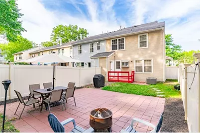 36 Byrnes Ln, Sayreville, NJ 08872 - Photo 24