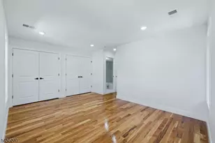 749 S 11th St, Newark, NJ 07103 - Photo 14