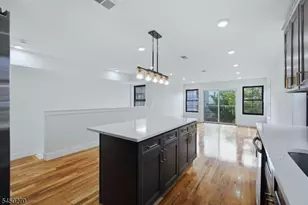 749 S 11th St, Newark, NJ 07103 - Photo 4