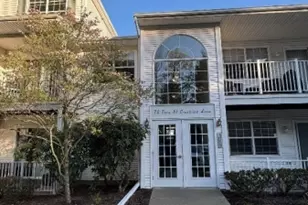 81 Crestview Ln, Mount Arlington, NJ 07856 - Photo 1