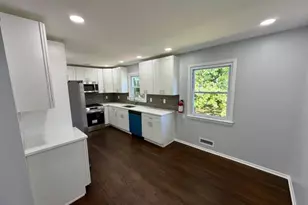 48 Valley View Rd, Hillside, NJ 07205 - Photo 10