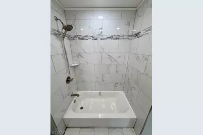 48 Valley View Rd, Hillside, NJ 07205 - Photo 22
