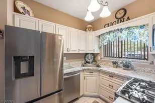 602 Brittany Dr, Wayne, NJ 07470 - Photo 16