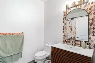 2 Bland Ctunit, Bloomfield Twp., NJ 07003 - Photo 8