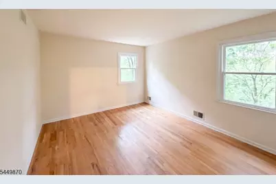 101 Wexford Way, Bernards Township, NJ 07920 - Photo 4