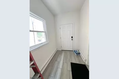 426 Miltonia St, Linden, NJ 07036 - Photo 2