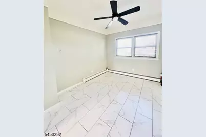 426 Miltonia St, Linden, NJ 07036 - Photo 8