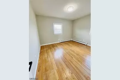 426 Miltonia St, Linden, NJ 07036 - Photo 16