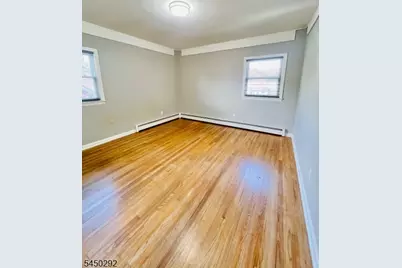 426 Miltonia St, Linden, NJ 07036 - Photo 12