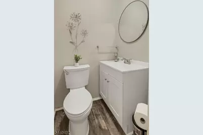 13 Delbarton Ct, Washington Township, NJ 07840 - Photo 10