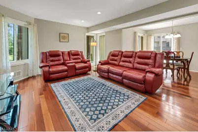 13 Delbarton Ct, Washington Township, NJ 07840 - Photo 8