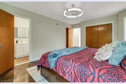 13 Delbarton Ct, Washington Township, NJ 07840 - Photo 20