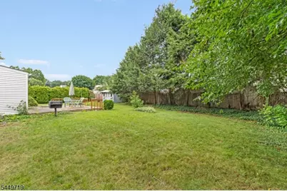 48 Wilrue Pkwy, Pequannock Township, NJ 07444 - Photo 22