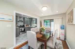 54 Hasbrouck Ave, Hasbrouck Heights, NJ 07604 - Photo 10