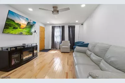 637 Myrtle St, Elizabeth, NJ 07202 - Photo 26
