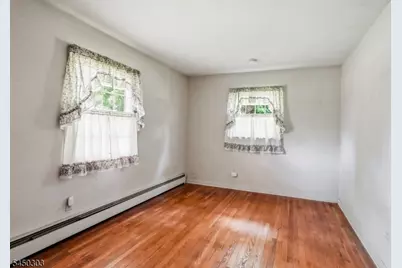 123 Old Georgetown Rd, Franklin Township, NJ 08540 - Photo 16