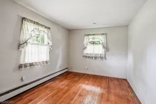 123 Old Georgetown Rd, Franklin Township, NJ 08540 - Photo 16