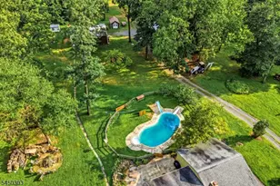 123 Old Georgetown Rd, Franklin Township, NJ 08540 - Photo 30