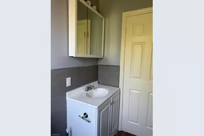 951 Chancellor Ave, Irvington, NJ 07111 - Photo 12