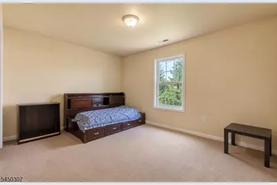 160 Teeple Pl, South Plainfield, NJ 07080 - Photo 18