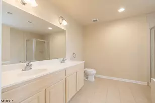 160 Teeple Pl, South Plainfield, NJ 07080 - Photo 16