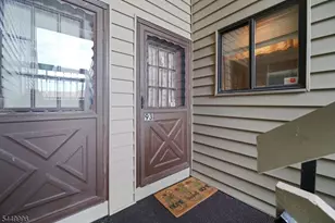 93 Overlook Dr, Union Township, NJ 08809 - Photo 2