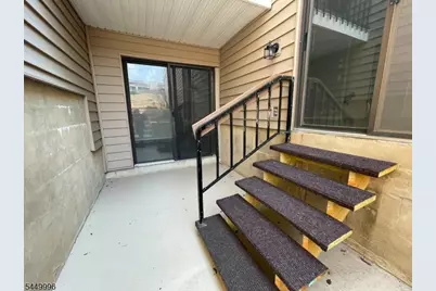 93 Overlook Dr, Union Township, NJ 08809 - Photo 14