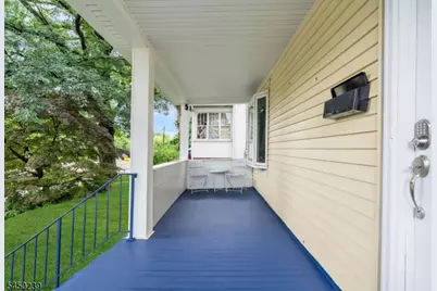 4 Park Heights Ave, Dover, NJ 07801 - Photo 4
