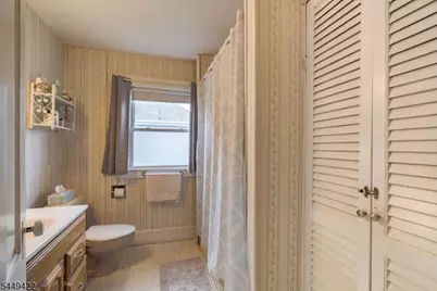 37 W High St, Bound Brook, NJ 08805 - Photo 30