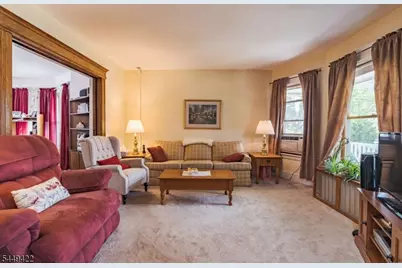 37 W High St, Bound Brook, NJ 08805 - Photo 8