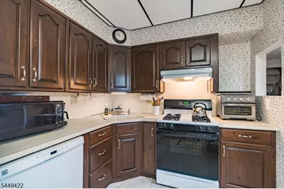 37 W High St, Bound Brook, NJ 08805 - Photo 14