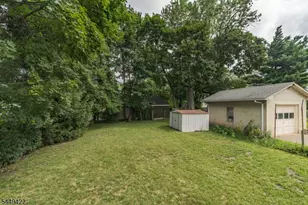 37 W High St, Bound Brook, NJ 08805 - Photo 38