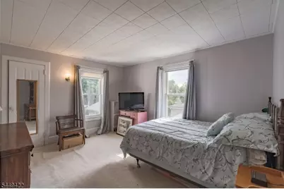 37 W High St, Bound Brook, NJ 08805 - Photo 26