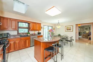 9 Puddingstone Way, Florham Park, NJ 07932 - Photo 12