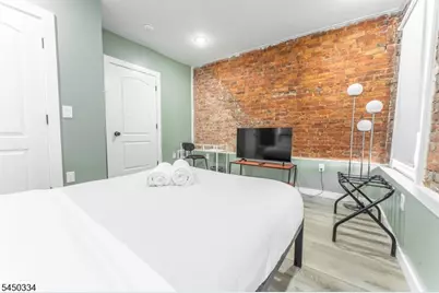 283 Dr Martin Luther King J, Newark, NJ 07102 - Photo 18