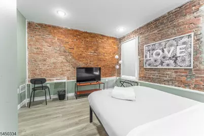 283 Dr Martin Luther King J, Newark, NJ 07102 - Photo 16