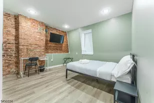 283 Dr Martin Luther King J, Newark, NJ 07102 - Photo 32